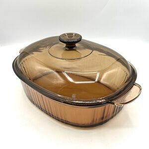 Vision 4 Quart Amber Dutch Oven w Lid. Corningware